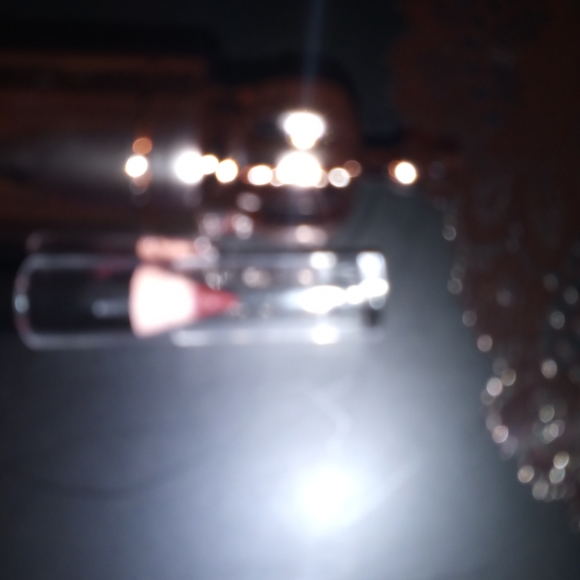 Paris Hilton ultra gloss lip gloss & pencil set 👄 - Picture 4 of 4